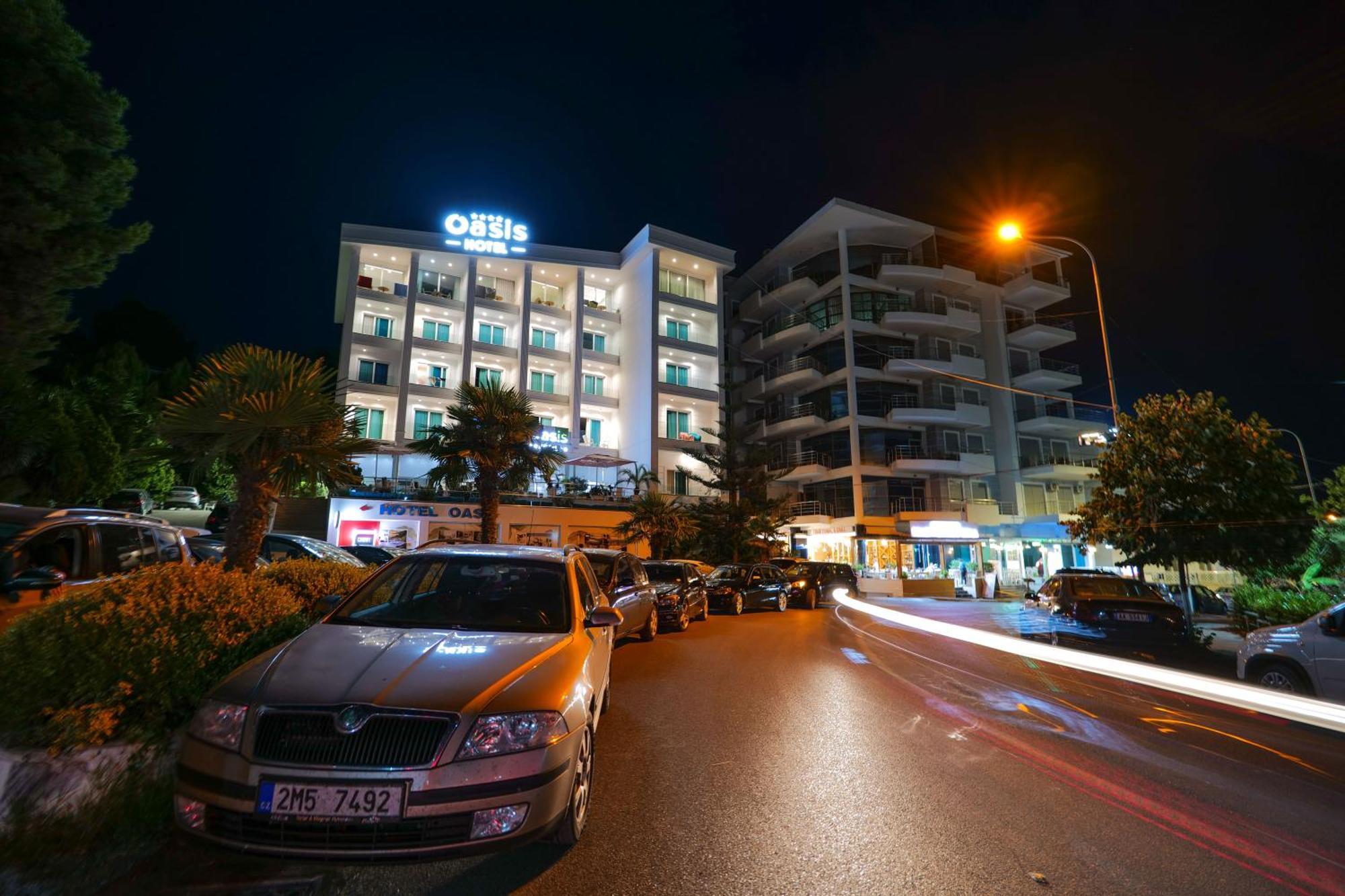 Hotel Oasis Saranda Extérieur photo